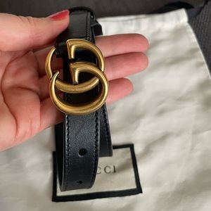 Gucci leather belt with double G buckle